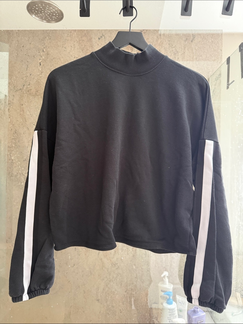 Dick’s DSG Women’s Black Long-Sleeve Pullover Top with White Sleeve Stripes